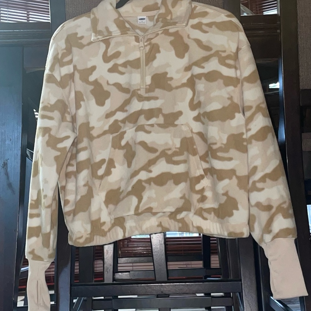 Old navy quarter zip pullover